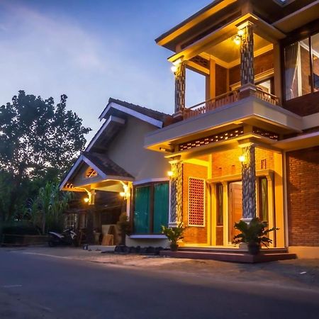 Maher House Borobudur Magelang Exteriör bild