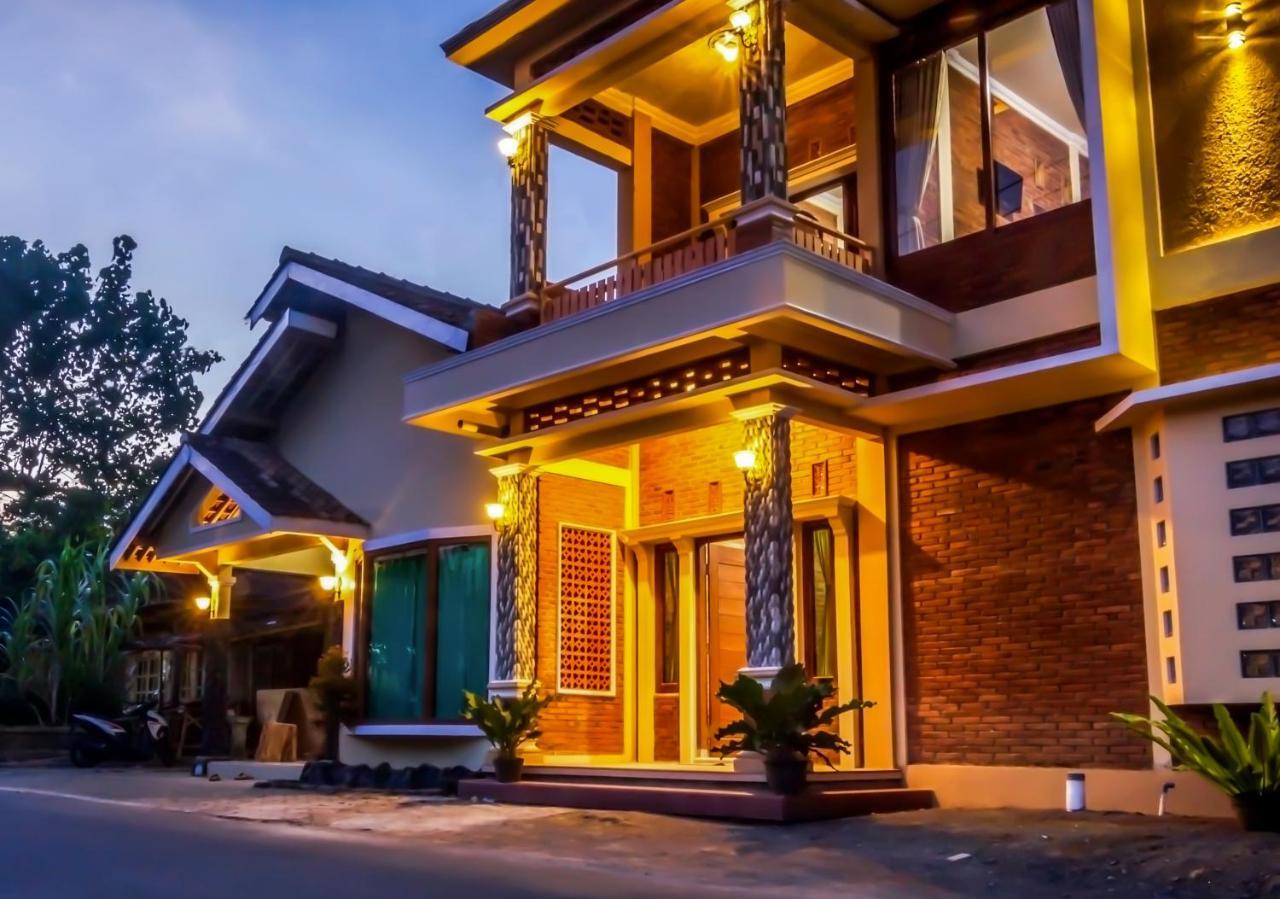 Maher House Borobudur Magelang Exteriör bild